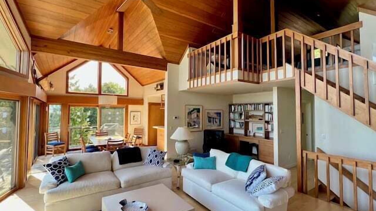 Photo of Livingroom in Leland