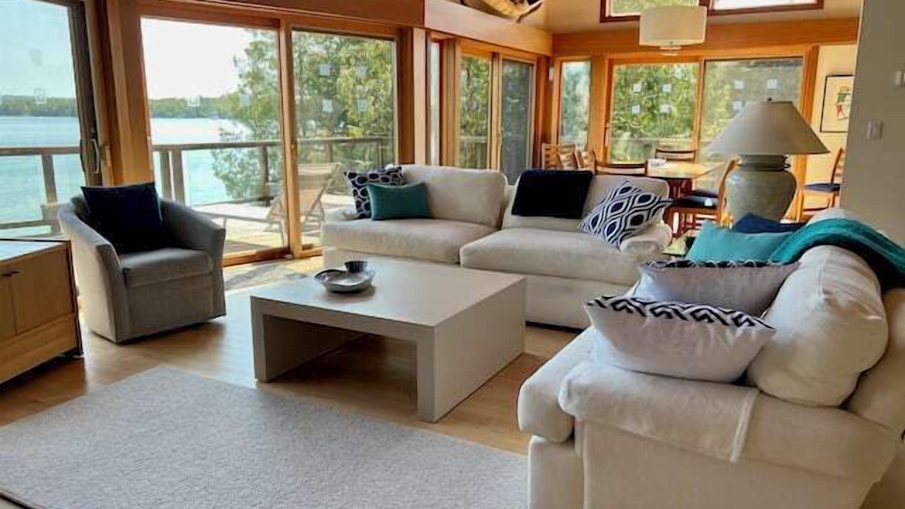 Photo of Livingroom in Leland
