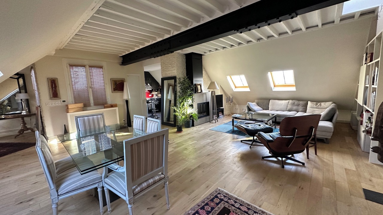 Photo of Livingroom in Quartier du Faubourg-Montmartre