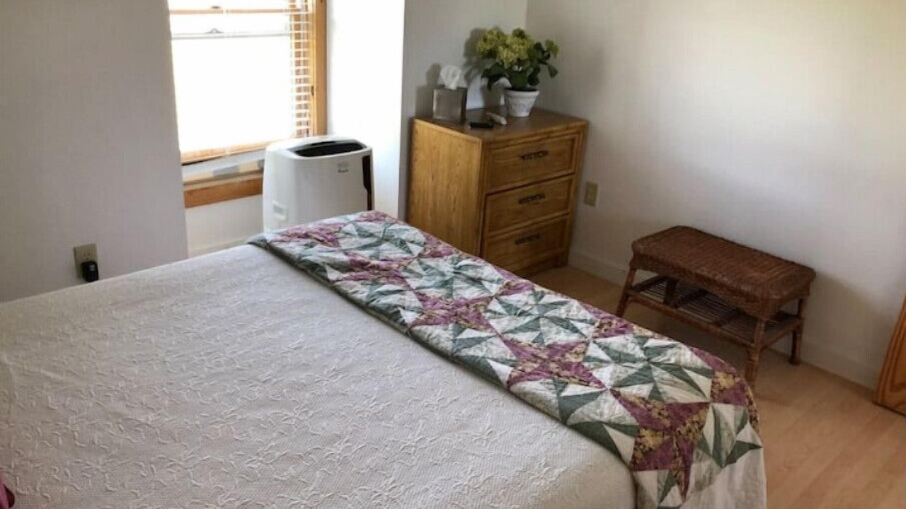 Photo of Bedroom in Isle La Motte
