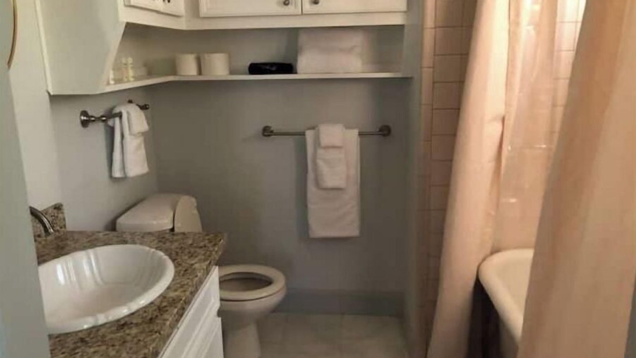 Photo of Bathroom in Greater Heights