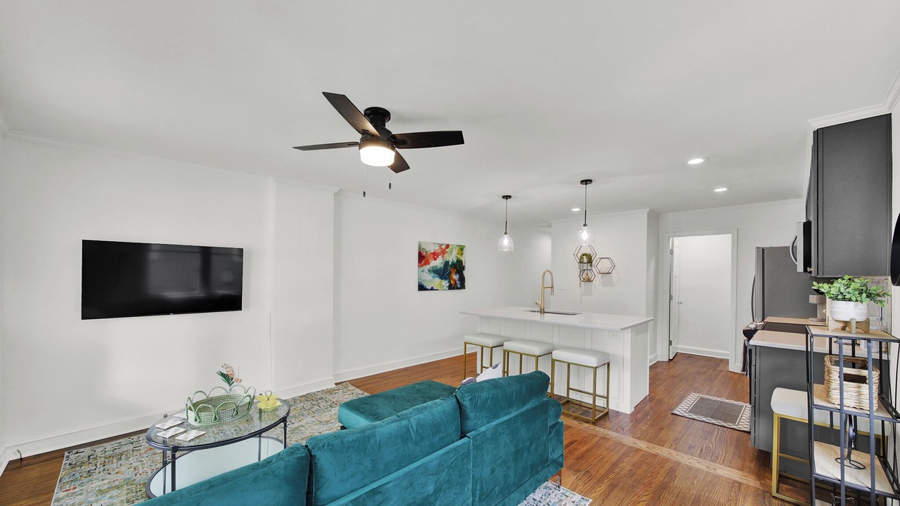 Photo of Livingroom in Cherry