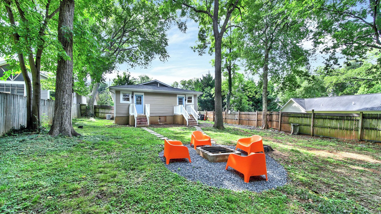 Photo of Outdoor in Cherry