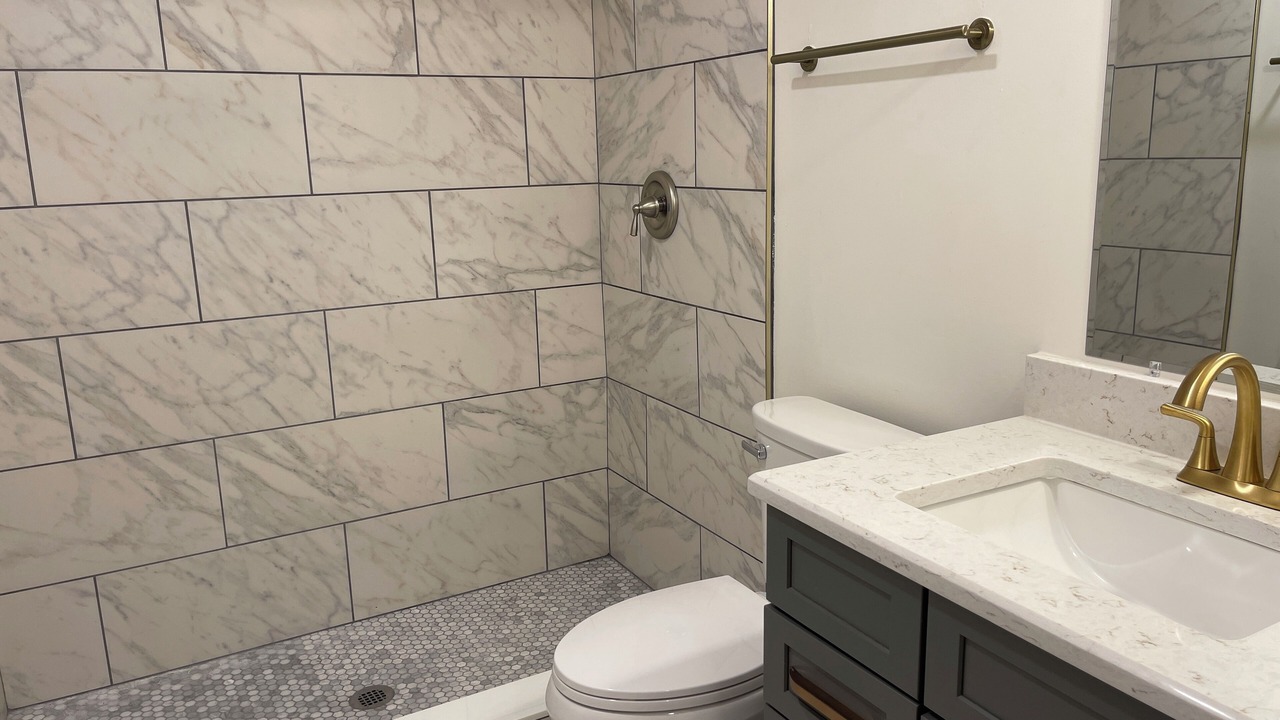 Photo of Bathroom in Cherry