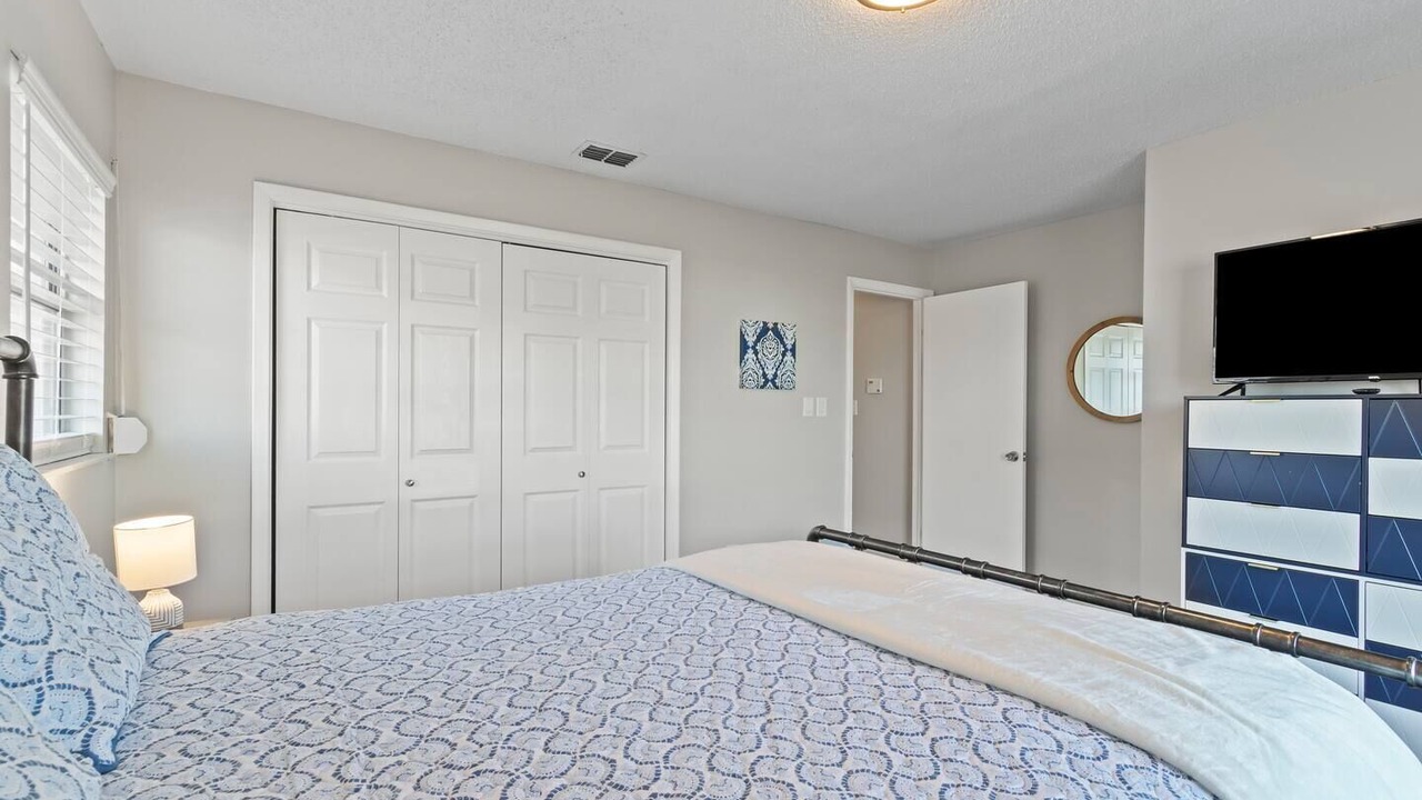 Photo of Bedroom in Apollo Beach