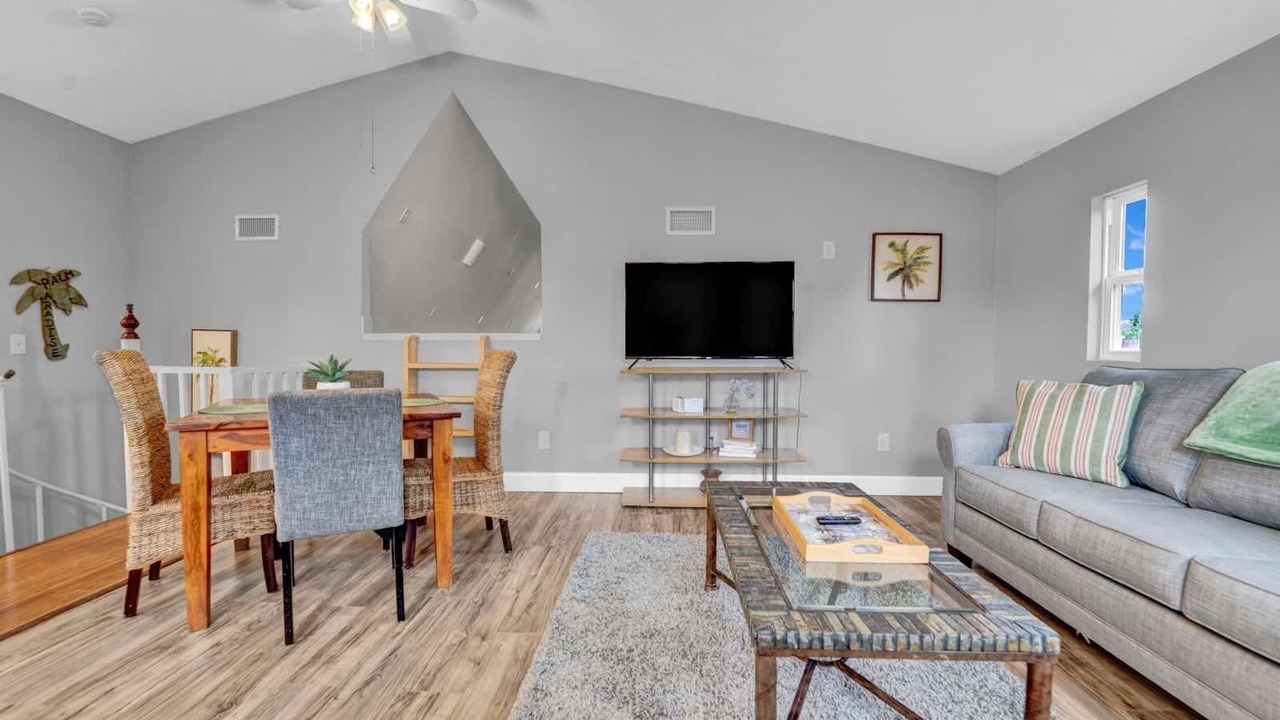 Photo of Bedroom in Lynn Haven