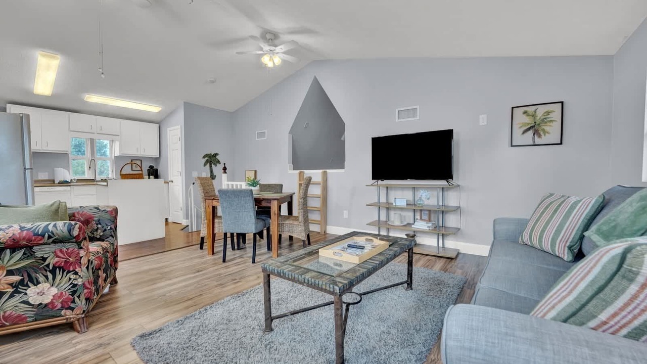 Photo of Bedroom in Lynn Haven