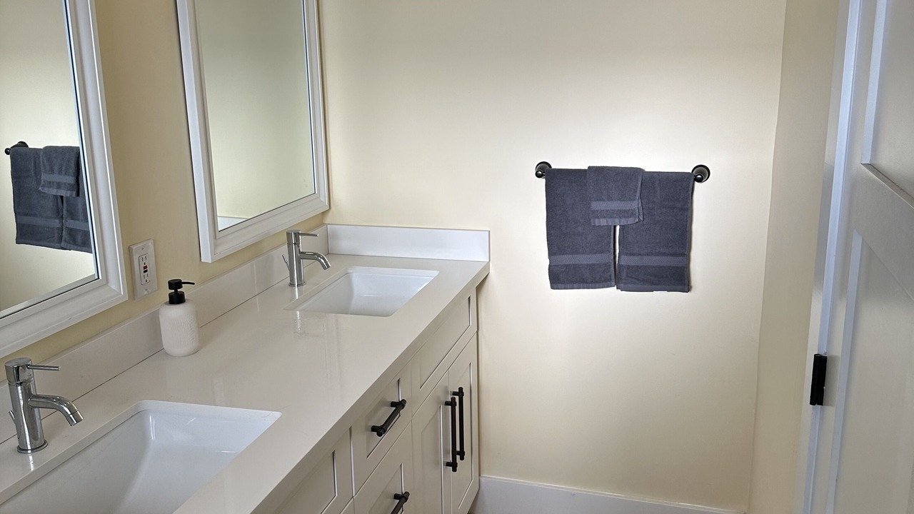 Photo of Bathroom in Lighthouse Point
