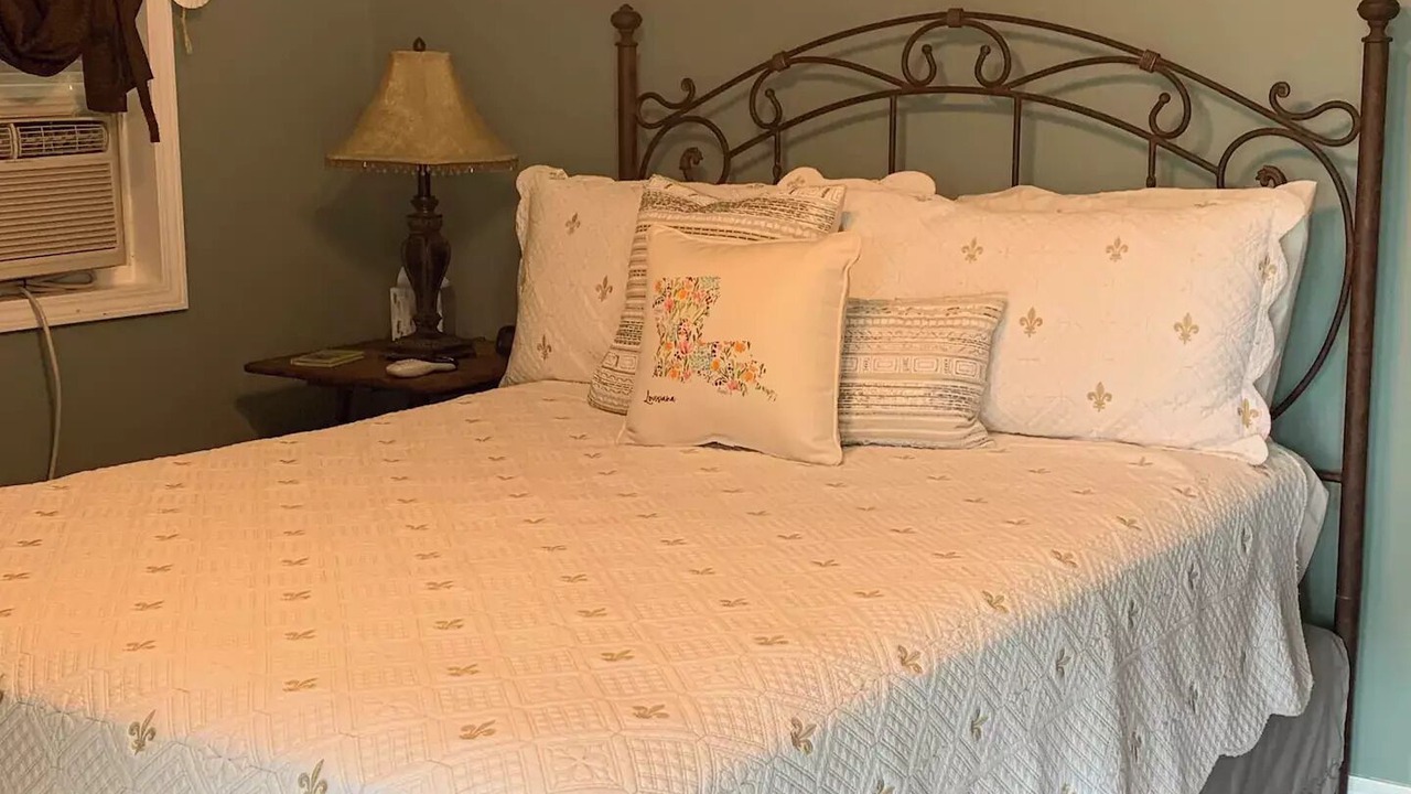 Photo of Bedroom in Iberia Parish