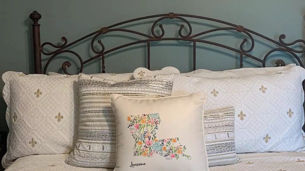 Photo of Bedroom in Iberia Parish