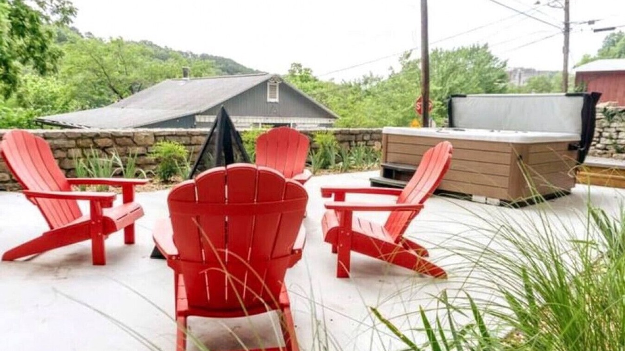 Photo of Patio Balcony in Eureka Springs Historic District