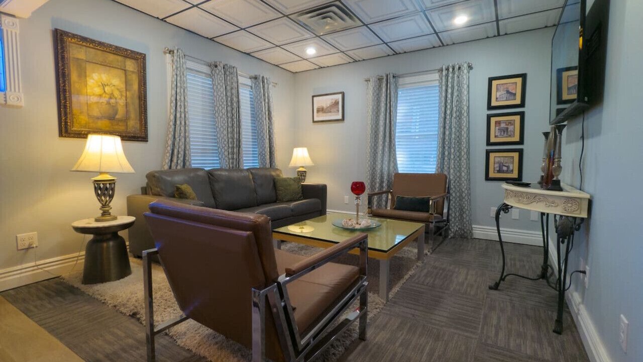 Photo of Livingroom in Eureka Springs Historic District