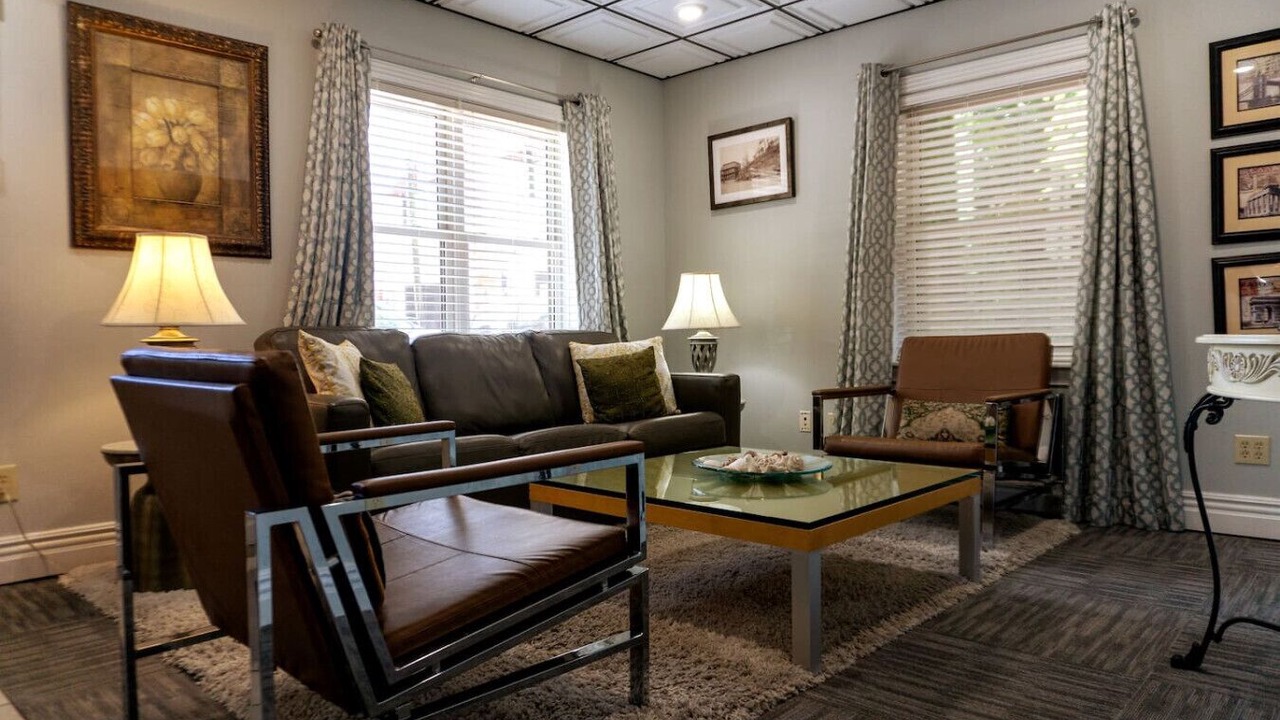 Photo of Livingroom in Eureka Springs Historic District