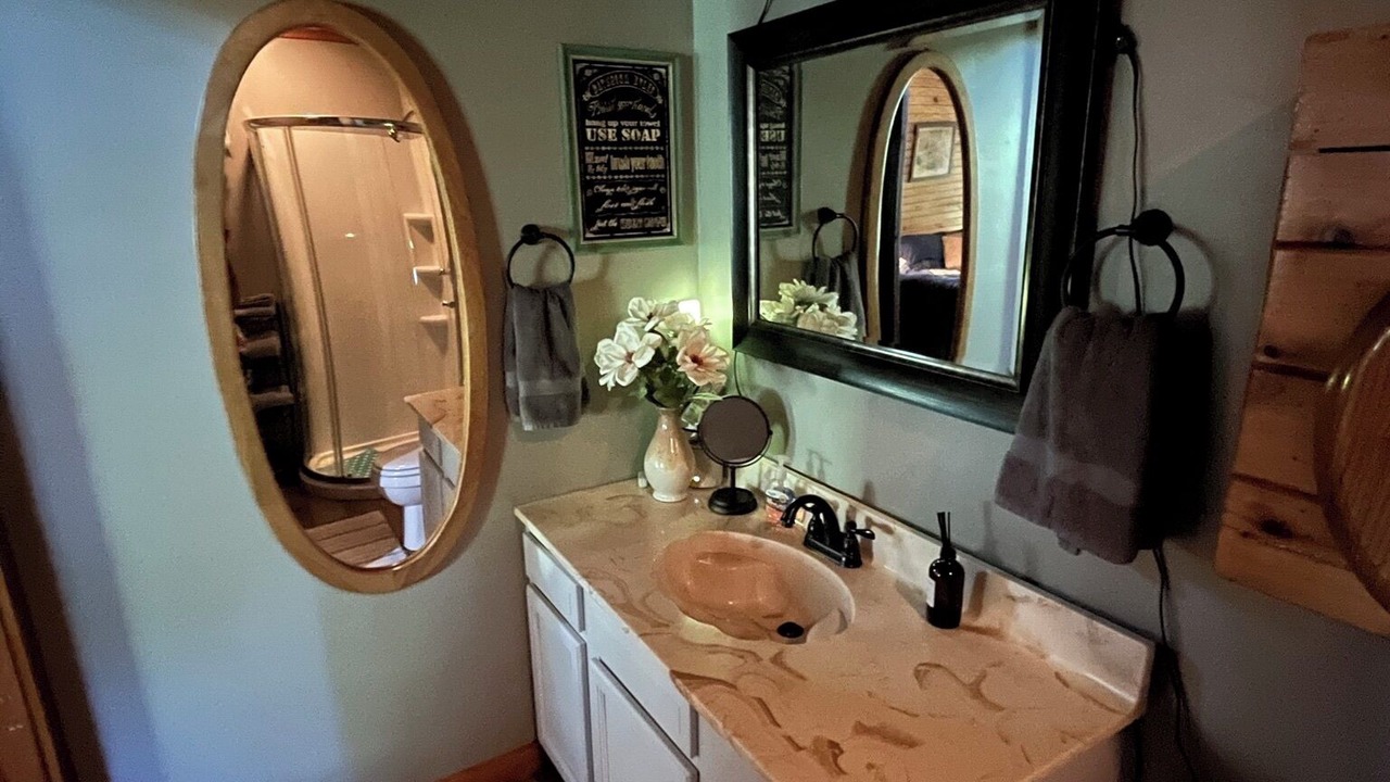 Photo of Bathroom in Cookson