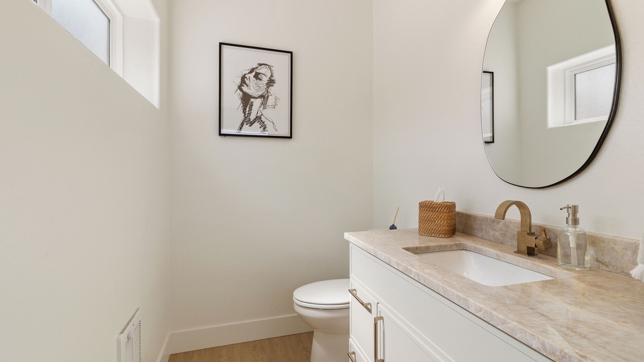 Photo of Bathroom in Talent