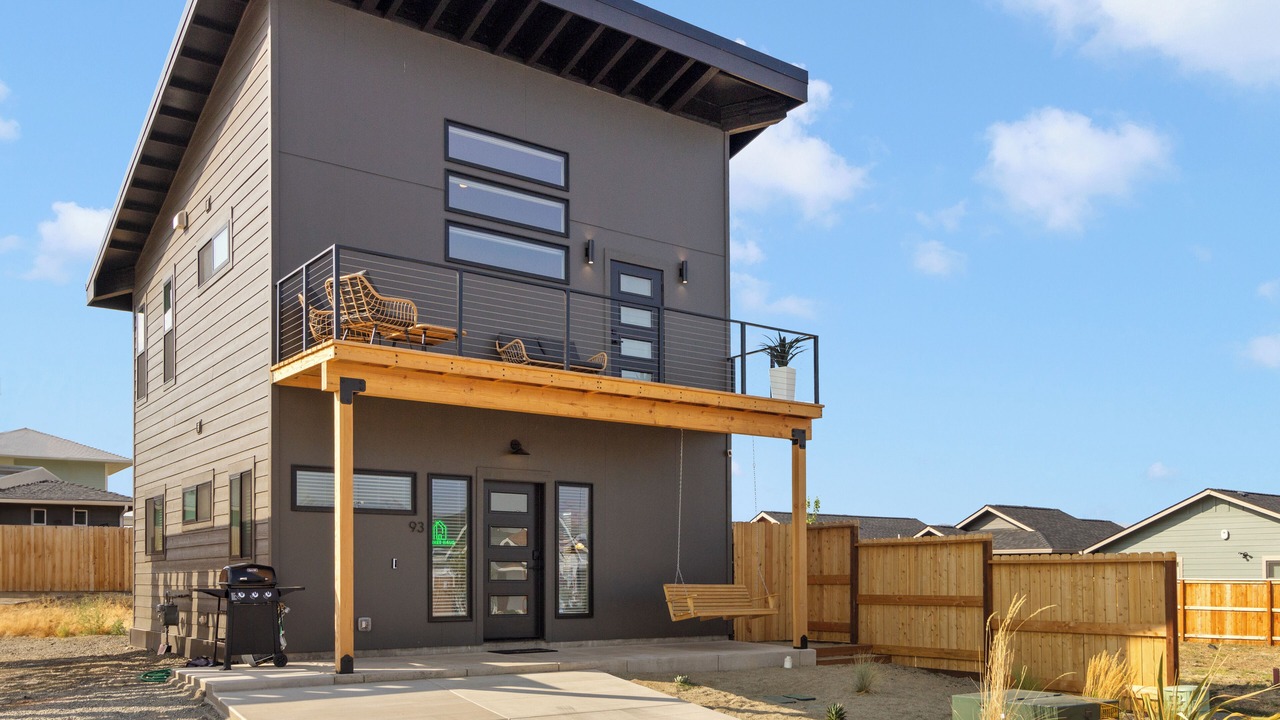 Photo of Outdoor in Talent