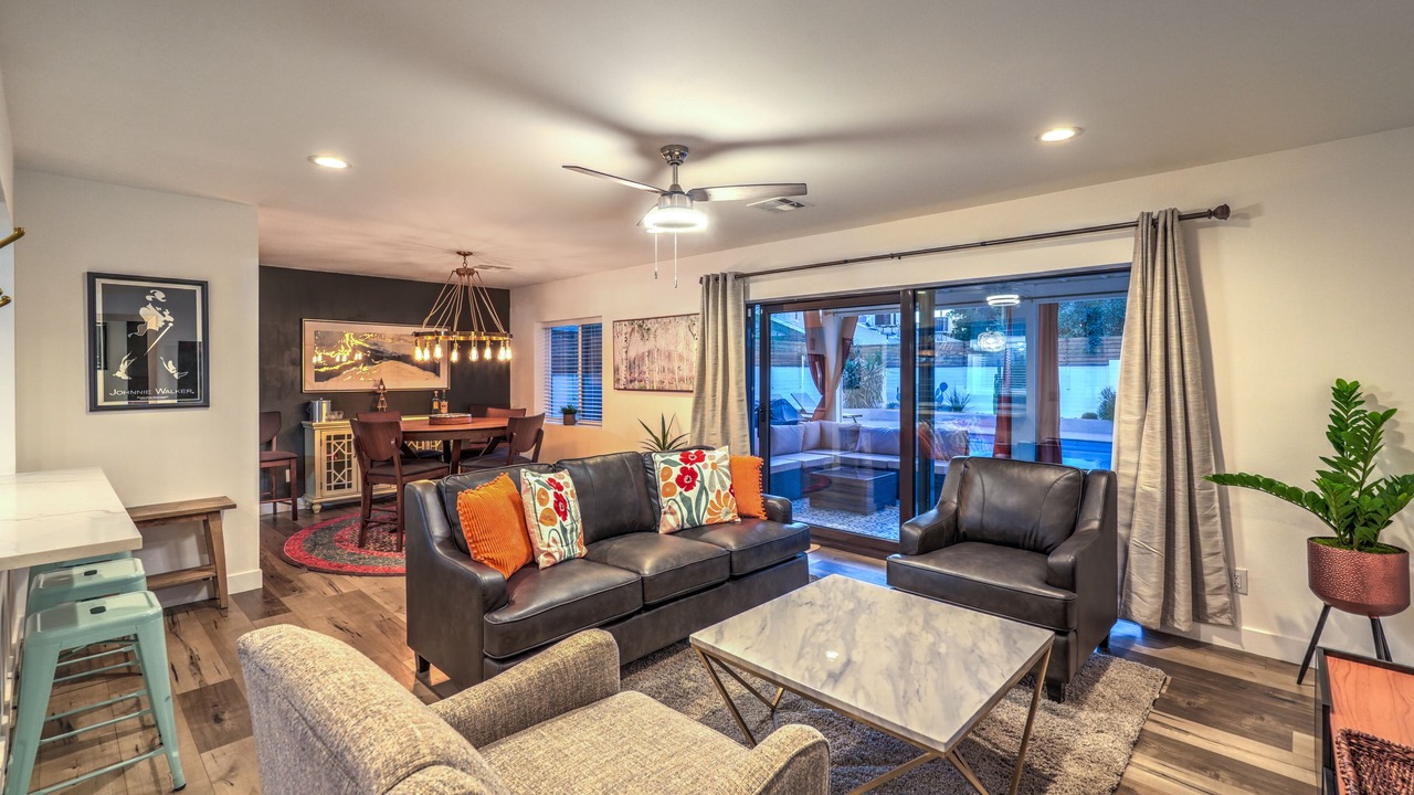 Photo of Livingroom in Beverly Green