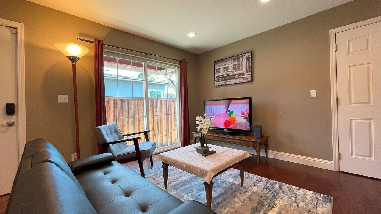 Photo of Livingroom in Sunnyvale