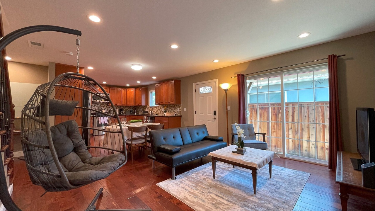Photo of Livingroom in Sunnyvale