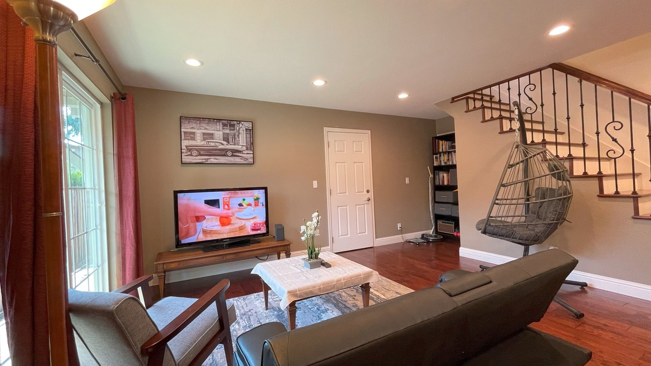 Photo of Livingroom in Sunnyvale