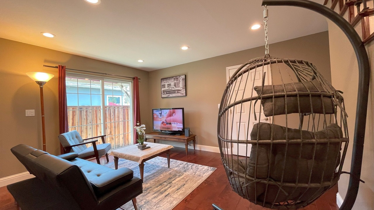 Photo of Livingroom in Sunnyvale