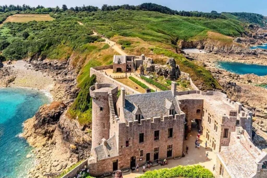 Photo of Outdoor in Lanvallay