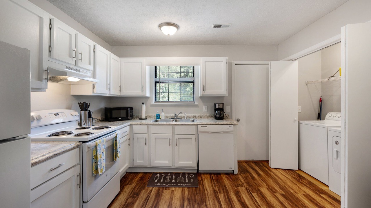 Photo of Others in Calhoun