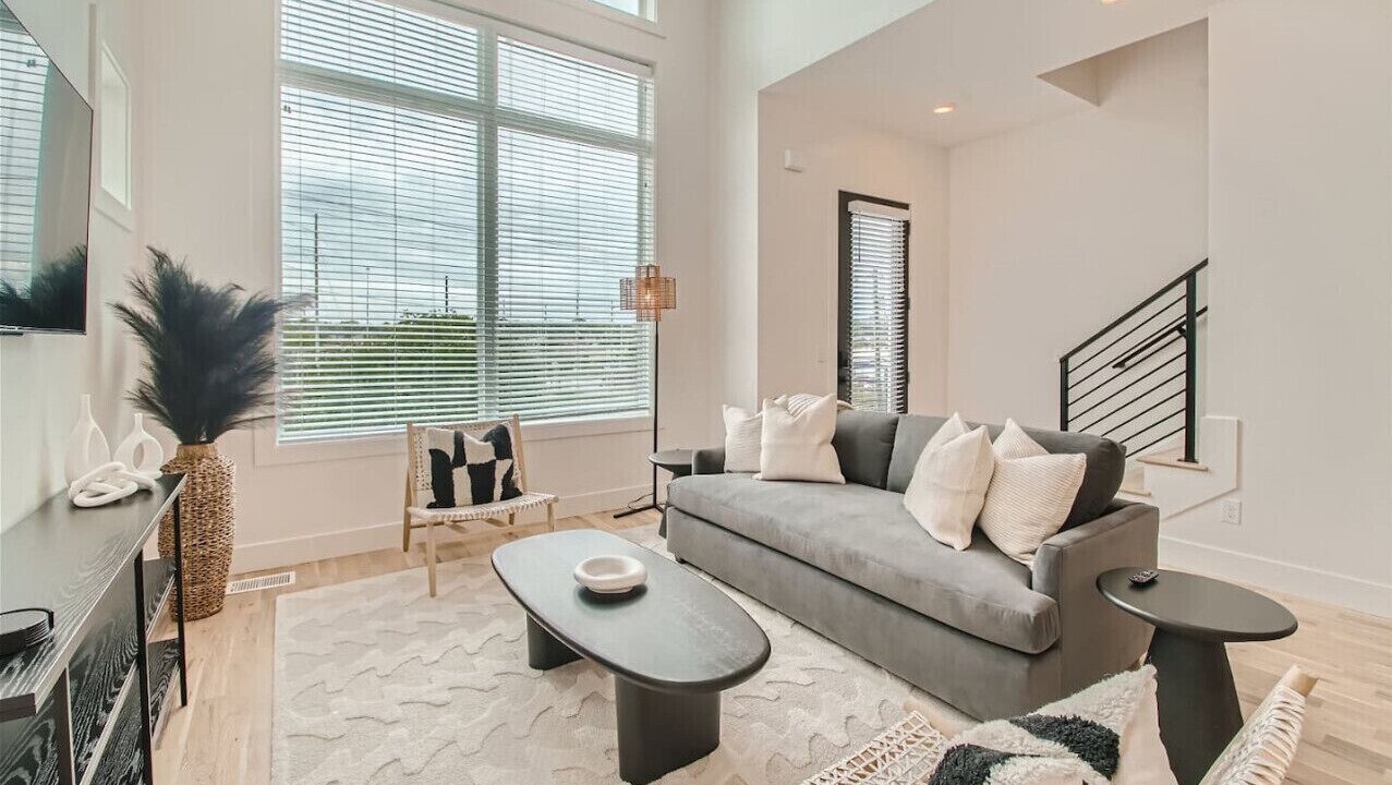Photo of Livingroom in Berry Hill