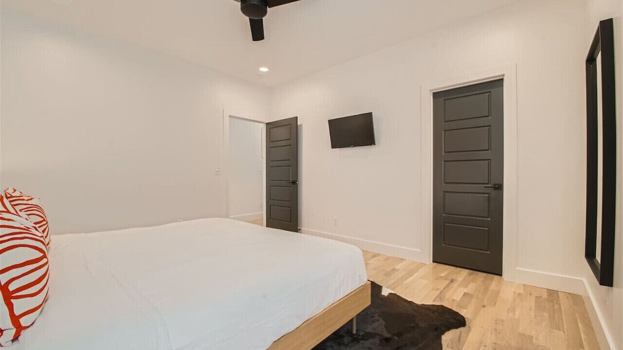 Photo of Bedroom in Berry Hill