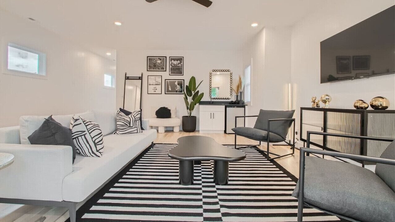 Photo of Livingroom in Berry Hill