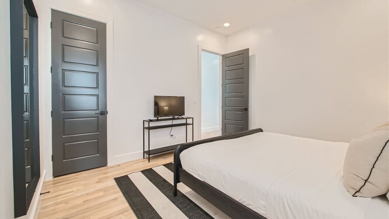 Photo of Bedroom in Berry Hill