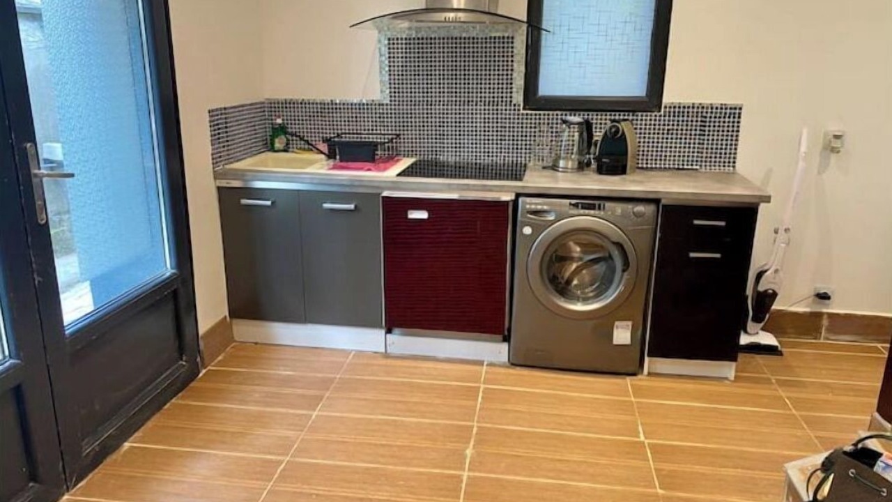 Photo of Kitchen in Centre