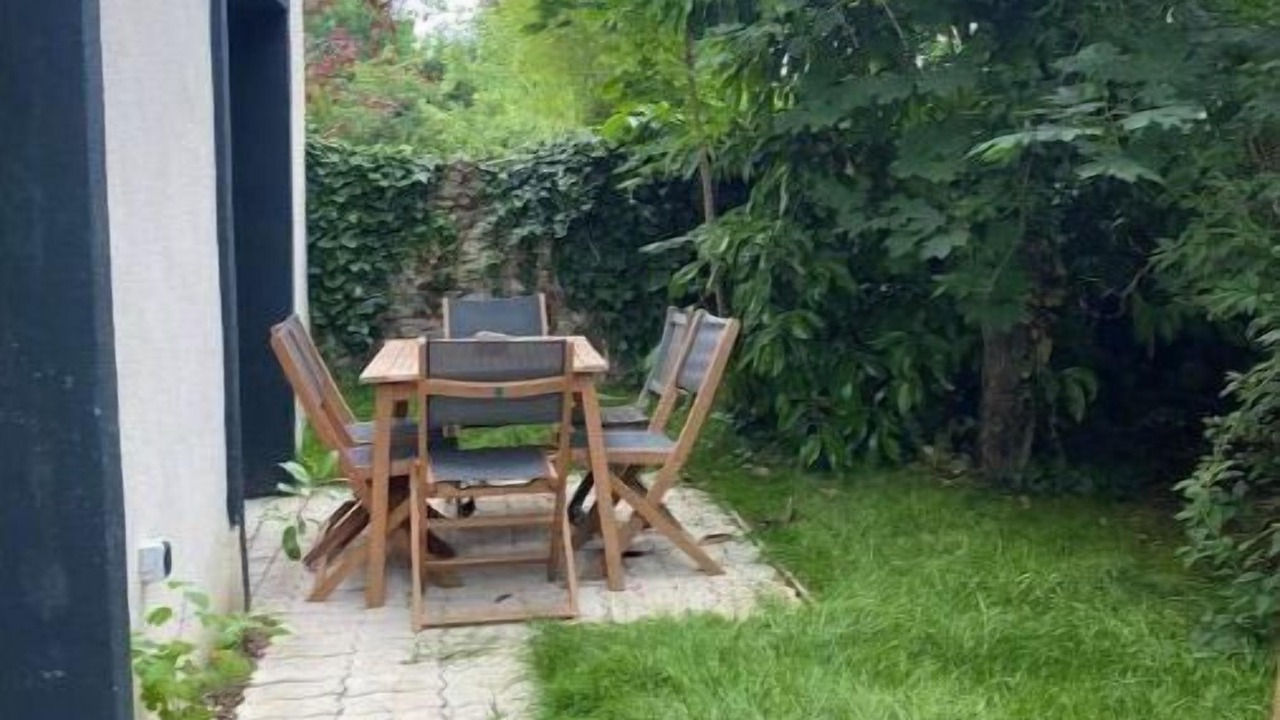 Photo of Outdoor in Centre