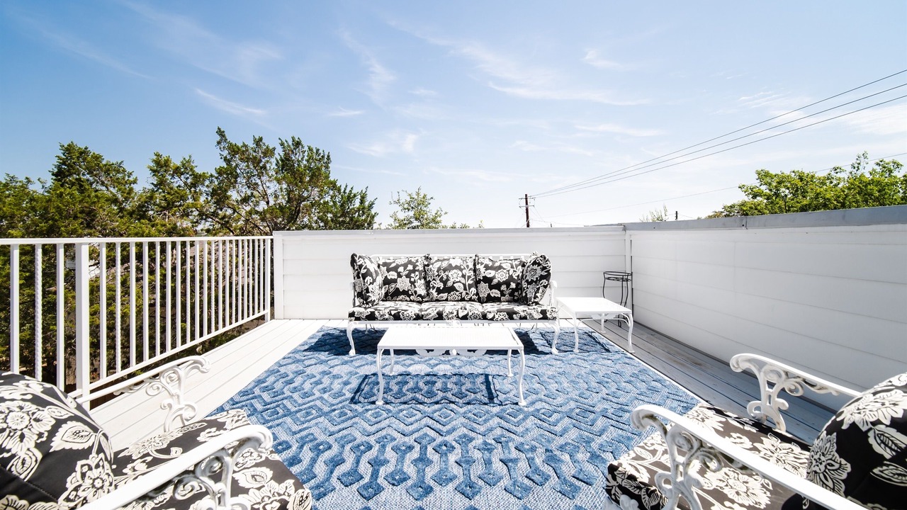 Photo of Outdoor in Apache Shores