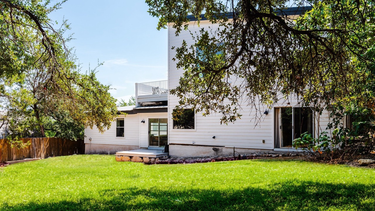 Photo of Outdoor in Apache Shores