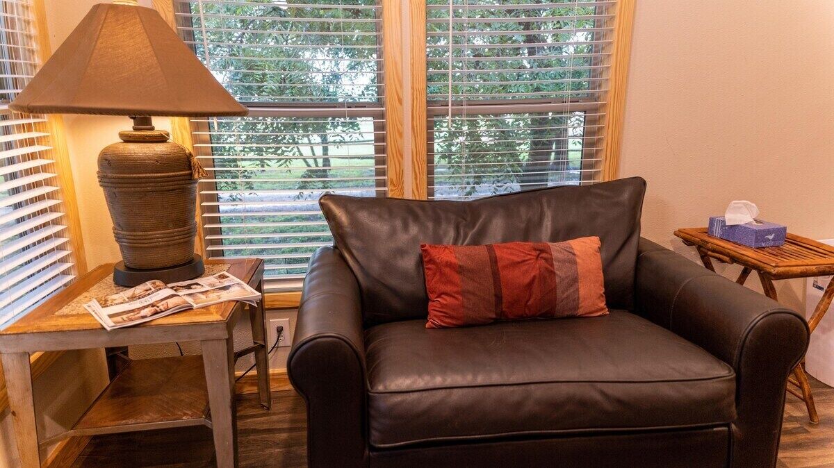 Photo of Livingroom in Satin