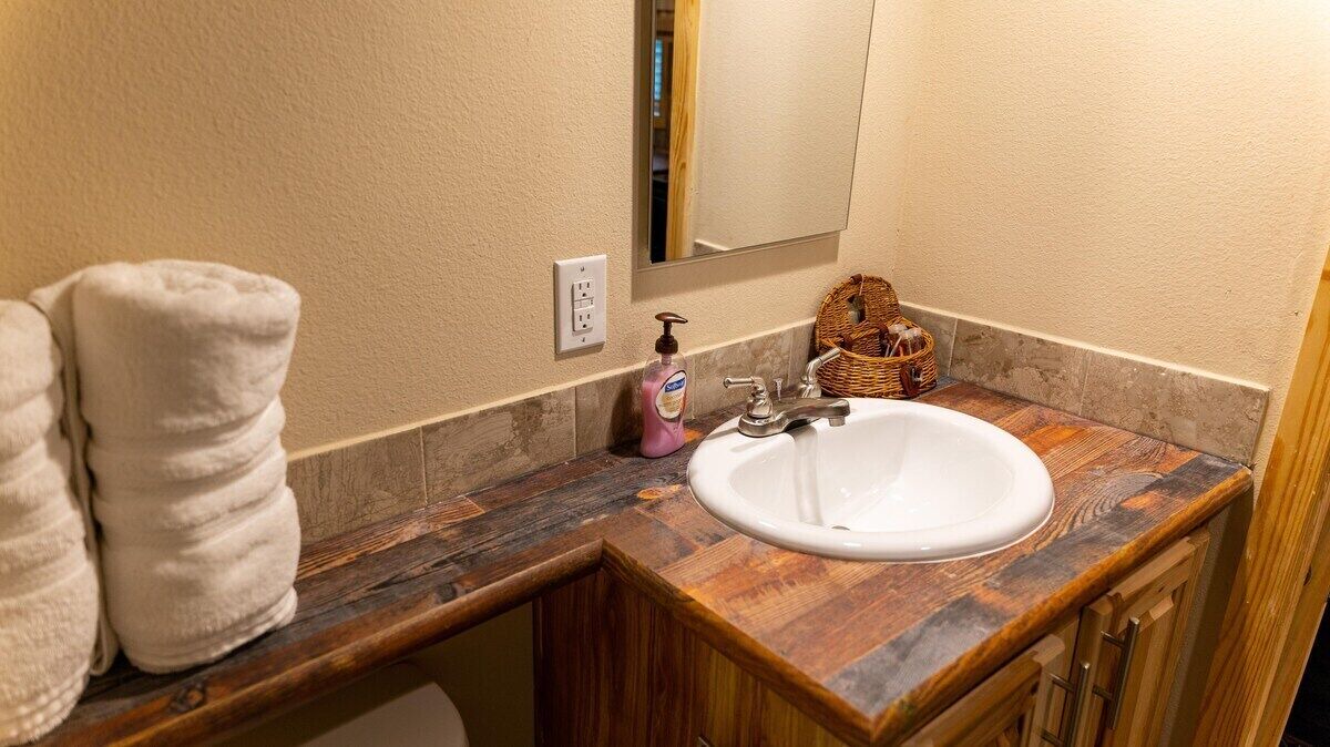 Photo of Bathroom in Satin