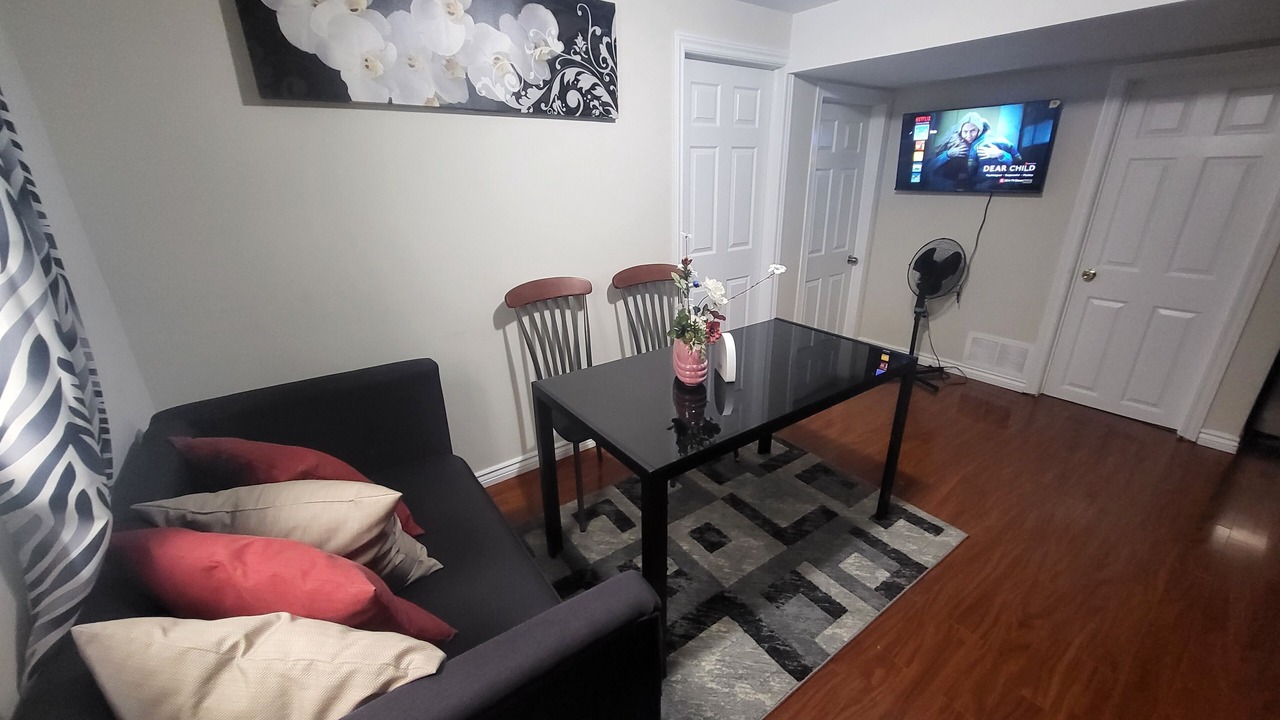 Photo of Livingroom in Mount Pleasant