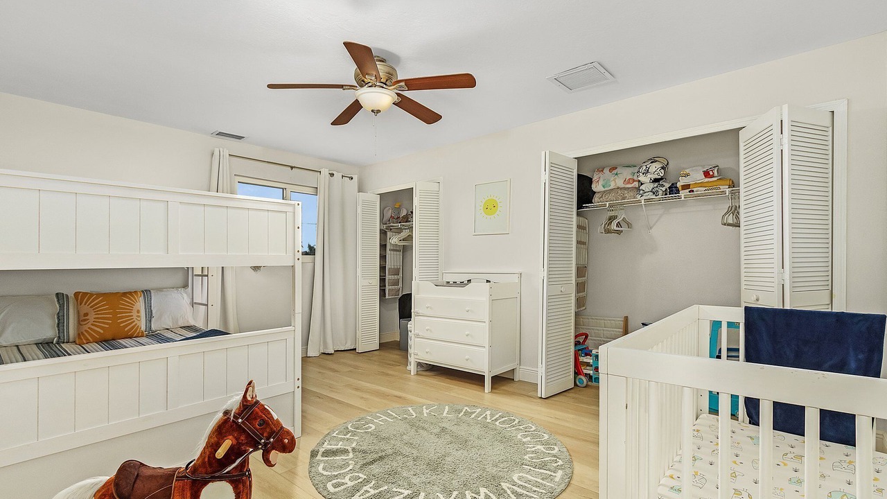 Photo of Bedroom in Pelican