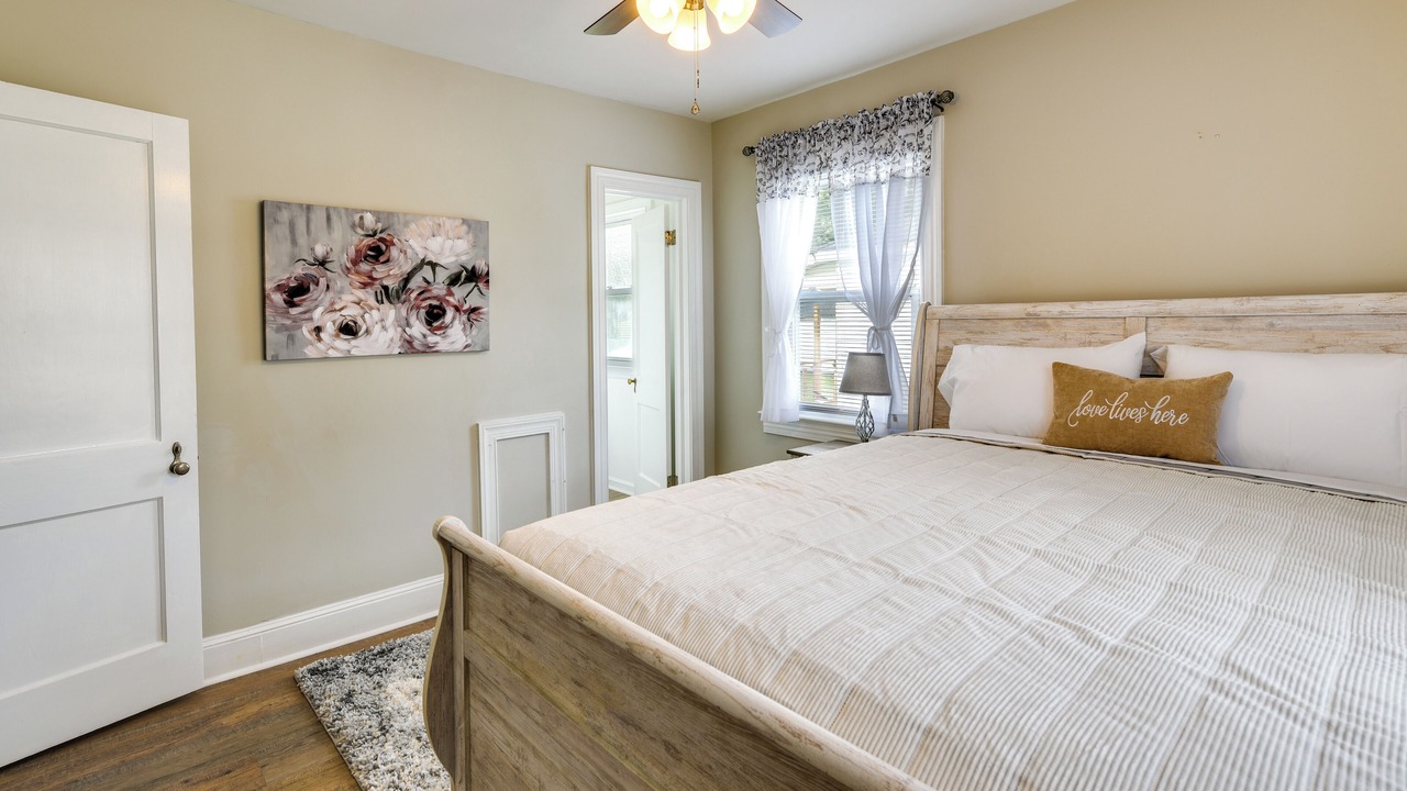 Photo of Bedroom in Hopewell