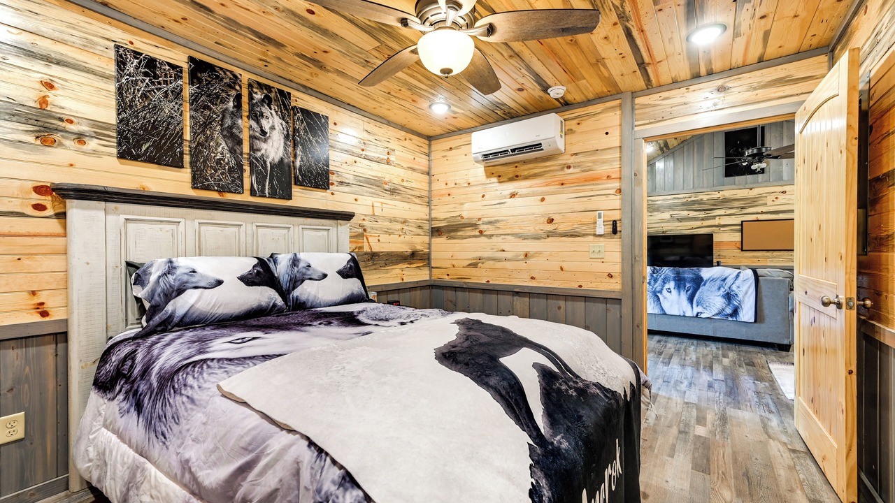 Photo of Bedroom in Broken Bow