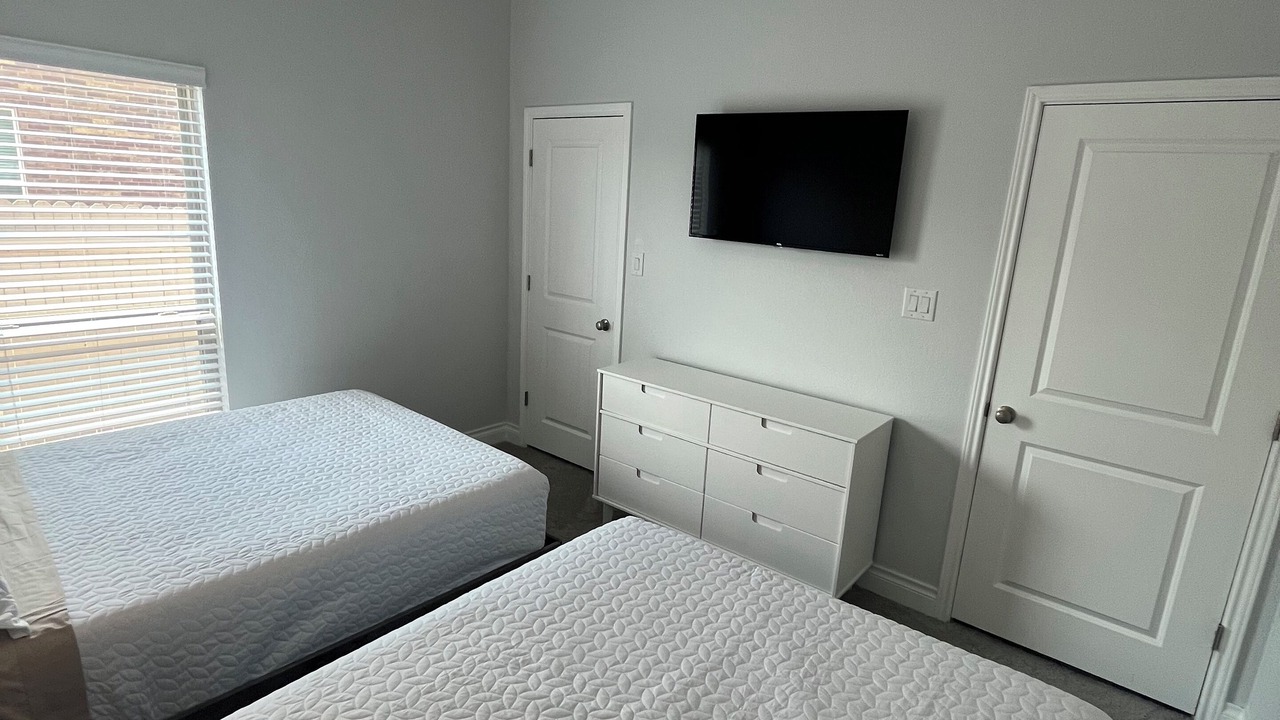 Photo of Bedroom in Kyle