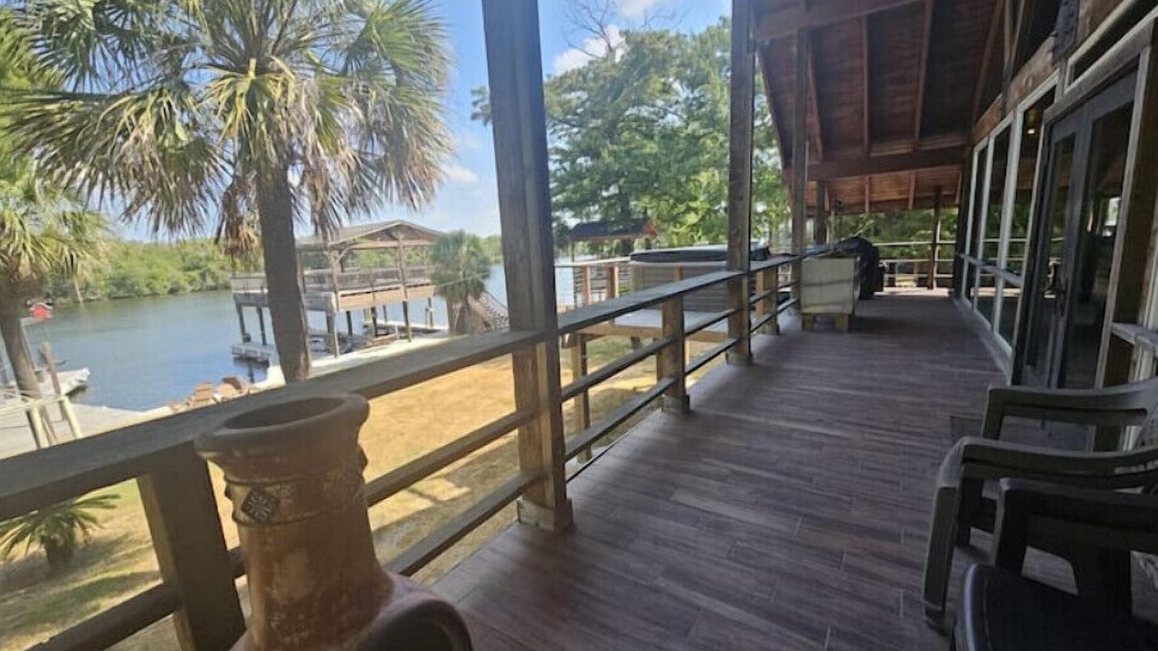 Photo of Outdoor in Barrett