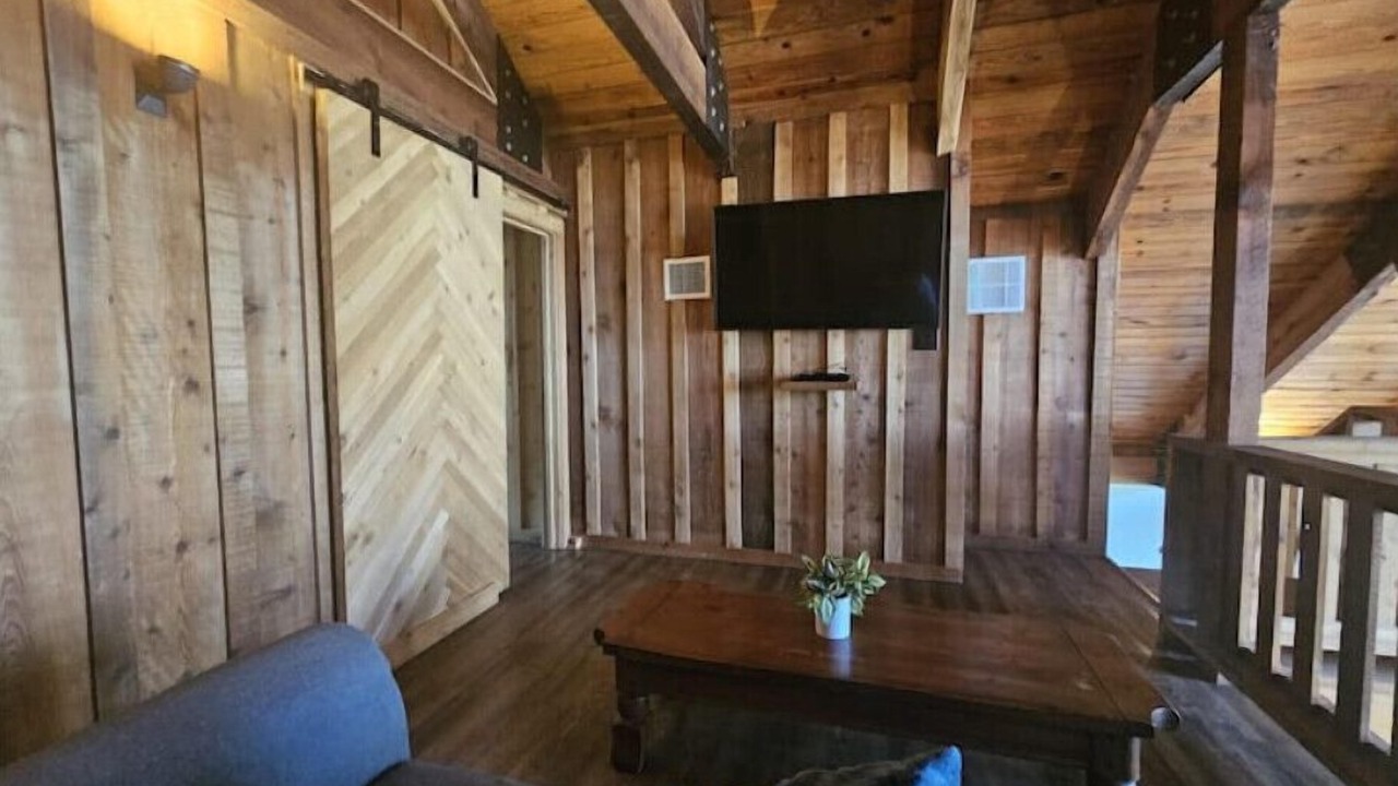 Photo of Livingroom in Barrett