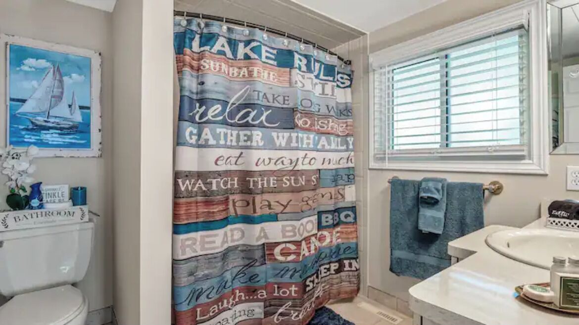 Photo of Bathroom in Ruthven