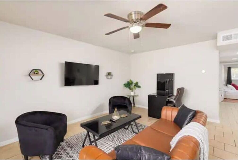 Photo of Livingroom in West San Antonio