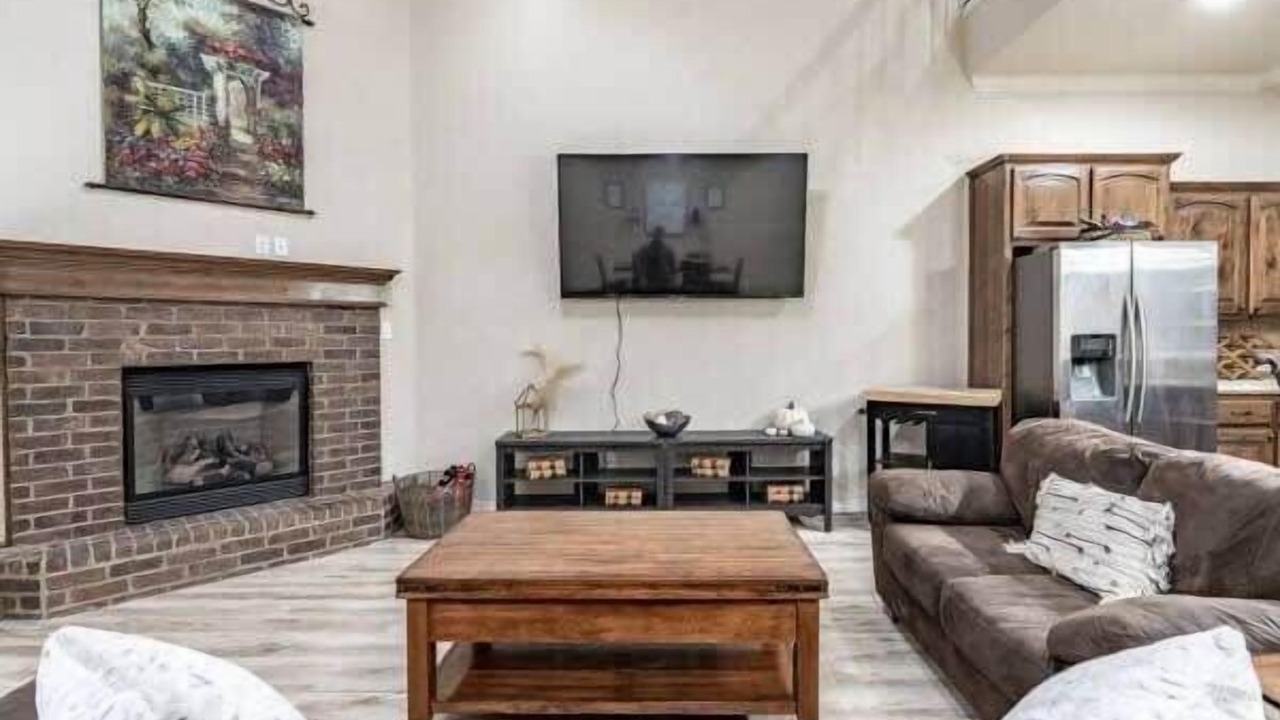 Photo of Livingroom in North Overton