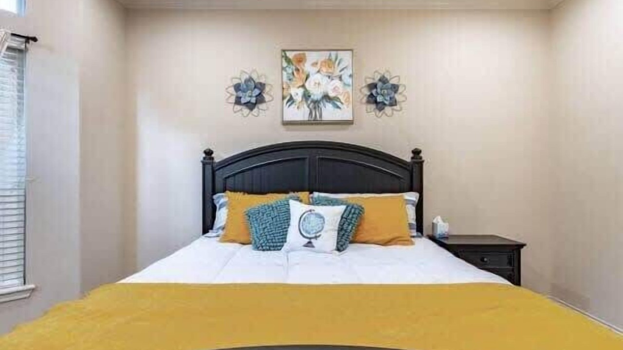 Photo of Bedroom in North Overton