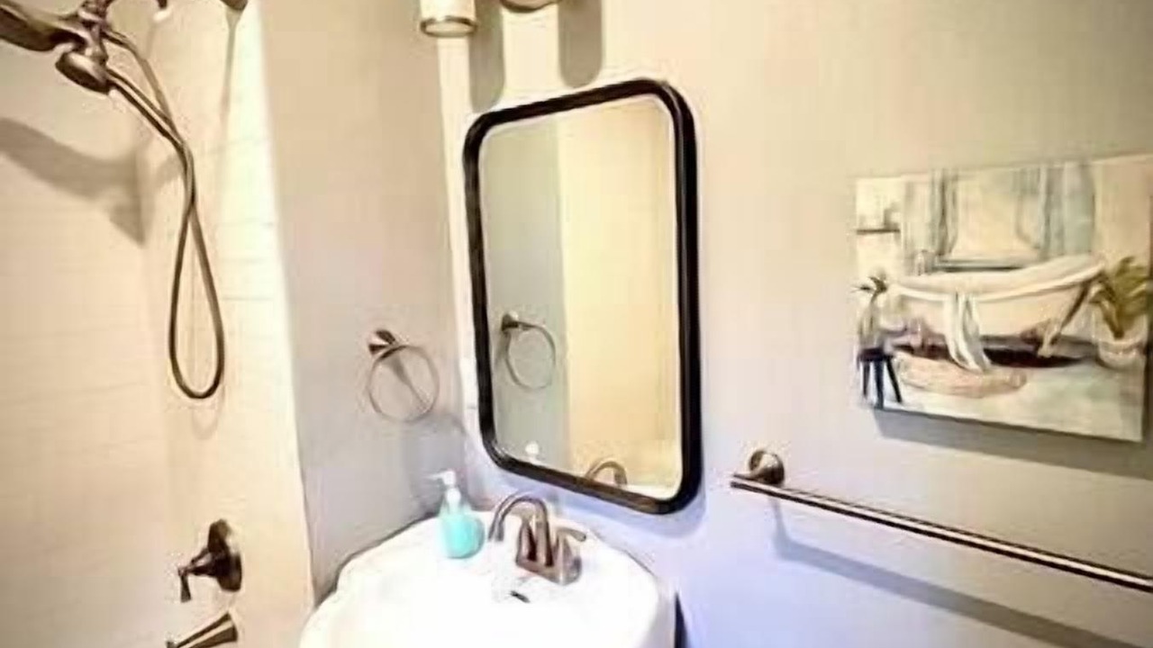 Photo of Bathroom in Clinton