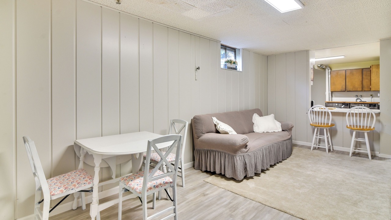 Photo of Livingroom in Forest Grove